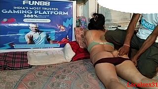 hard chudai with desi boudi in official localsex31 clip.