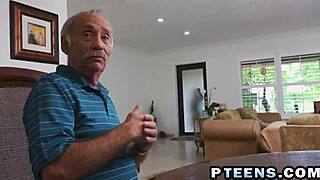 Brunette Teen 18+ Pleasing Old Dude With Blowjob