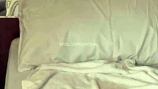 cogiendo con una linda estudiante despues de clases en un motel me corro dentro y se enoja