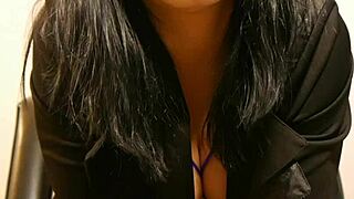 I, milfycalla, does foot fetish for real slaves in taboo roleplay