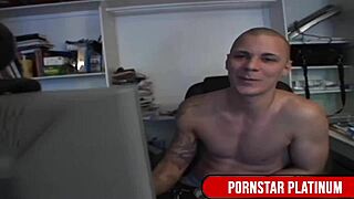 Blonde Trina Michaels offers her pussy to monster bodybuilder.