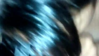 This latina morena sucks so deliciously, what do you think?