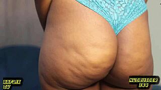 Sexy Hot Shay Removes Pants Twerking And Showing Pussy