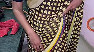 hey, desi bhabhi in saree gets down with dirty hindi talk for hot sex