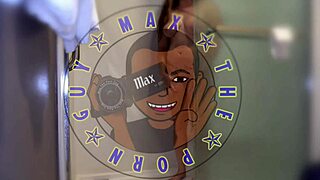 Harley Rose's sloppy blowjob after practice makes me feel amazing