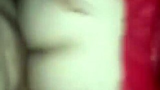 want to see me eat that big ass redhead?