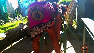 Klaudiaambergirl Masturbates Outdoors in Stockings