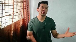 Mature Man Penetrated By Bisexual Taxi Driver With Girlfriend