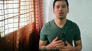 Mature Man Penetrated By Bisexual Taxi Driver With Girlfriend