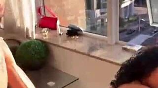 Casal Fode Na Janela De Prédio Para Os Vizinhos Verem