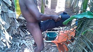 curvy black beauty tries hard to cum this easter for fans