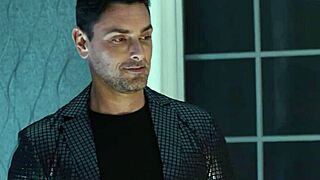 Manipulating her stepsisters with that big cock in vr