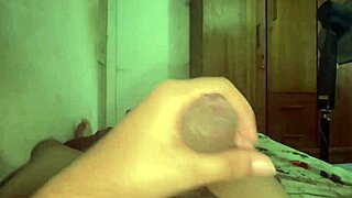 Amateur girl experiences her first time masturbating in private