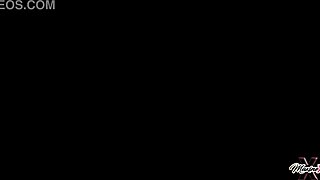 Maxine X Squirts In Bubble Bath Masturbation!