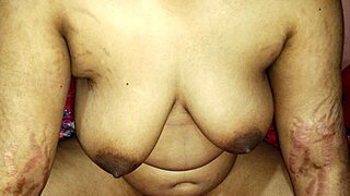 Village desi bhabi gets pounded hard in extreme session