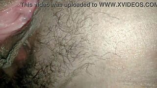 amateur shaved pussy reaches wet orgasm in one on one