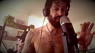 Hace cuánto no te hacen striptease, polvo eres?