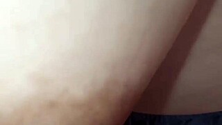 look at this nipple in close-up on the piano?