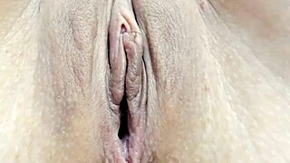 Check out this hot shaved pussy closeup on webcam! 😍
