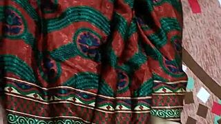 South Indian Couple In Saree Homemade Creampie Fucked. Amateur Scene.