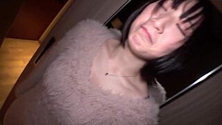 Sakihi-chan Reacts Wildly to Touch and Nipple Play