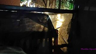 não resisti e dei pro negão na frente de todos 😏