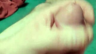 i cum so hard in this shot