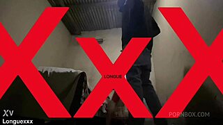 La skinny wants longue queue!