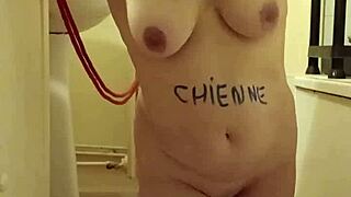 i'm a slave eating from the gamelle