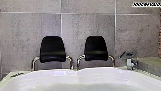 damn! wet jacuzzi romp with busty colombian khloee rocks!