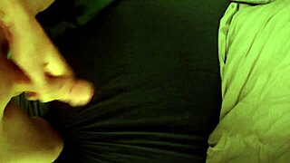 idzard strokes his monster cock solo