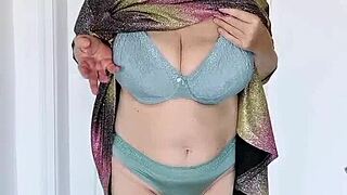 I Can’t Resist Granny’s Huge Tits for Blowjob and Messy Cumshot