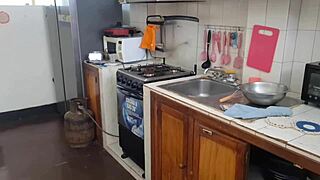 Leaked video of famous mexican influencer masturbating in kitchen with broomstick