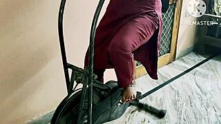 Indian Desi Bhabhi Fuking Gym Boys
