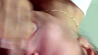 girlfriend sucking boyfriend's dick