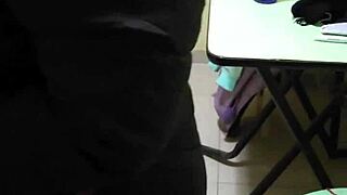 sirvienta gets pounded hard by a young stud