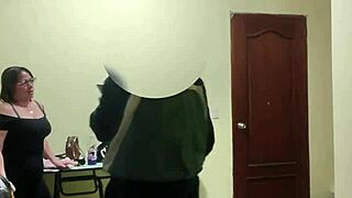 sirvienta gets pounded hard by a young stud