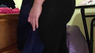 sirvienta gets pounded hard by a young stud