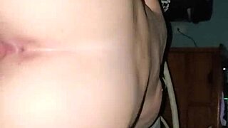 yo, check my homemade pawg girlfriend riding that huge cock 😍