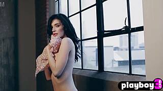 Big Tits Milf Morgan Hovanek Posed After Petite Cierra Avalon