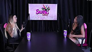 Suellen Barrar Called Penelope Bate Siririca Fetish in Public