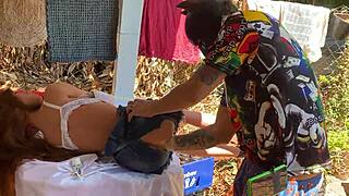 descobrindo minha enteada transando com sex toy