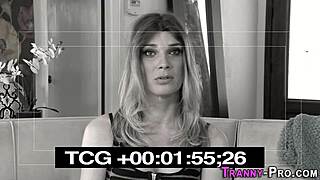 Uh, szopó shemale-t keményen megbaszott a rossz helyen