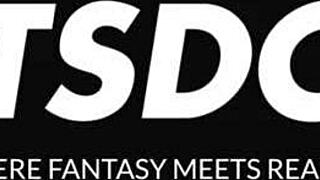 latina babe agatha vega sucks big dick bf, gets cumshot