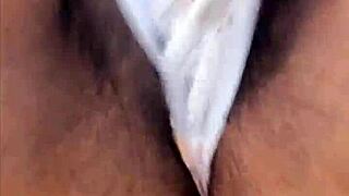 Bucetão Peludo Prazer Involves Licking And Toys