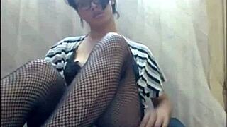 Milf Tranny Intensely Jerking Off And Cumming!