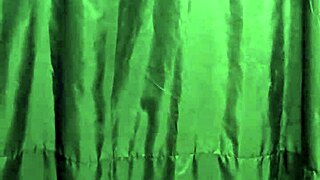 Big Ass Woman Enters Famous Store Dressing Room in Rio