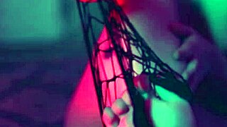 Pretty feet to jerk to