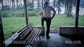 Vampire Lady Seeks Human Pregnancy