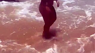 young african girl flashes naked on the beach